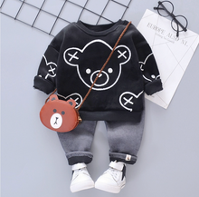 Laden Sie das Bild in den Galerie-Viewer, Toddler Bear Print Sweatshirt and Pants Set