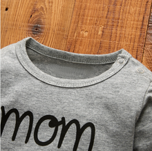 Laden Sie das Bild in den Galerie-Viewer, Baby Boy / Girl jumpsuit/ romper