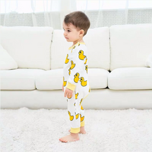 Laden Sie das Bild in den Galerie-Viewer, Adorable duck print jumpsuit