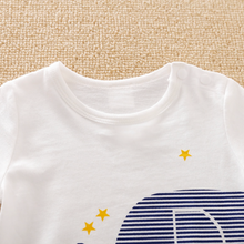 Laden Sie das Bild in den Galerie-Viewer, Baby Boy / Girl jumpsuit/ romper