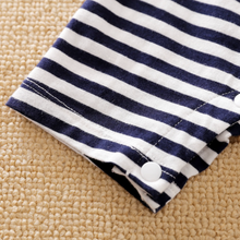 Laden Sie das Bild in den Galerie-Viewer, Baby Boy / Girl jumpsuit/ romper