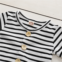 Laden Sie das Bild in den Galerie-Viewer, 2er-Set Baby Boy / Girl casual Rompers / Jumpsuit