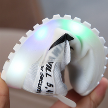 Laden Sie das Bild in den Galerie-Viewer, Kinder Kleinkind LED Sportschuhe