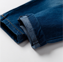 Laden Sie das Bild in den Galerie-Viewer, Toddler Boy slim jeans