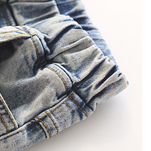 Laden Sie das Bild in den Galerie-Viewer, Casual girl's Jeans