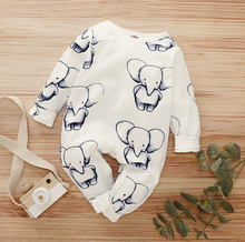 Laden Sie das Bild in den Galerie-Viewer, Baby toddler design print Jumpsuit/ romper
