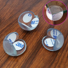 Laden Sie das Bild in den Galerie-Viewer, Baby Essentials. Corner protectors