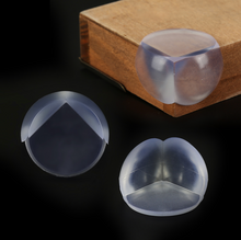 Laden Sie das Bild in den Galerie-Viewer, Baby Essentials. Corner protectors