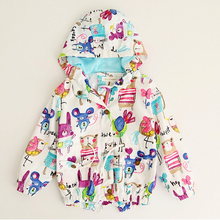 Laden Sie das Bild in den Galerie-Viewer, Baby Girls Cartoon print jacket