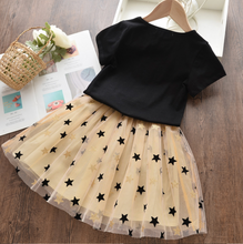 Laden Sie das Bild in den Galerie-Viewer, Star Applique Girls Dress