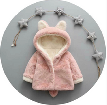 Laden Sie das Bild in den Galerie-Viewer, Solid Hooded 3D Ear and Tail Decor Baby Coat