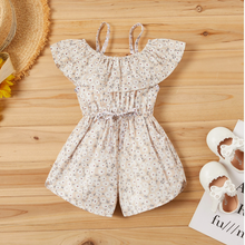 Laden Sie das Bild in den Galerie-Viewer, Girls flower pattern jumpsuite