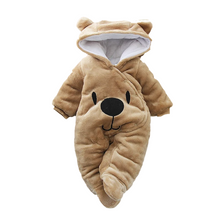Laden Sie das Bild in den Galerie-Viewer, Bear design winter baby romper