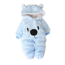 Laden Sie das Bild in den Galerie-Viewer, Bear design winter baby romper