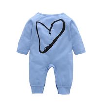 Laden Sie das Bild in den Galerie-Viewer, Baby Boy / Girl jumpsuit/ romper