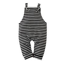 Laden Sie das Bild in den Galerie-Viewer, Set of 2 Baby Boy / Girl casual Rompers / Jumpsuit