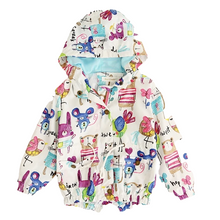 Laden Sie das Bild in den Galerie-Viewer, Baby Girls Cartoon print jacket