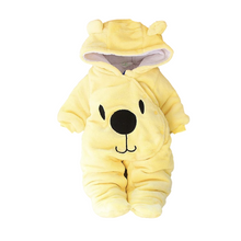 Laden Sie das Bild in den Galerie-Viewer, Bear design winter baby romper