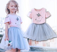 Laden Sie das Bild in den Galerie-Viewer, Rabbit design Fancy Skirt + T-Shirt Clothing Set
